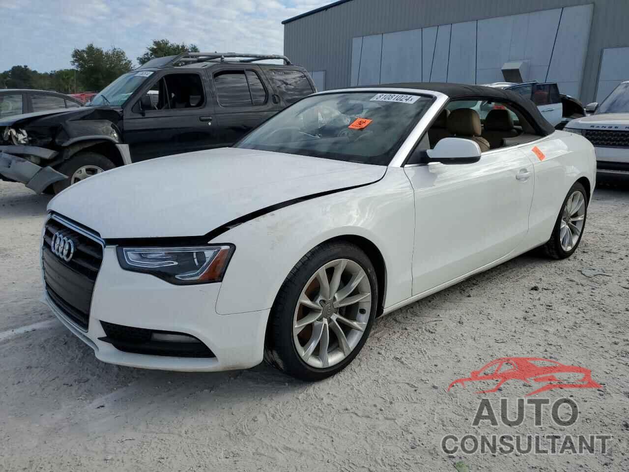 AUDI A5 2013 - WAUCFAFHXDN003735