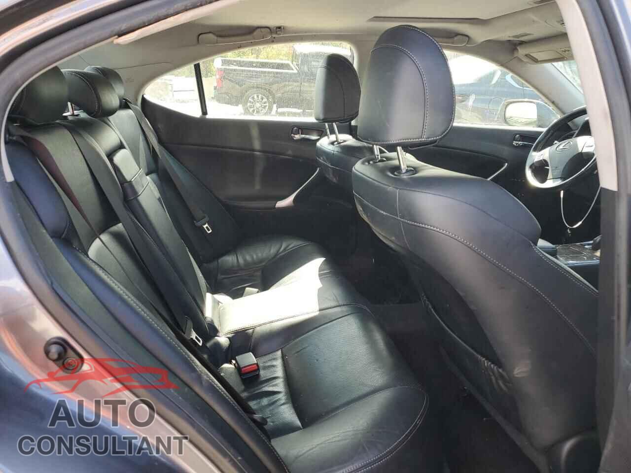 LEXUS IS 2012 - JTHCF5C24C5060455