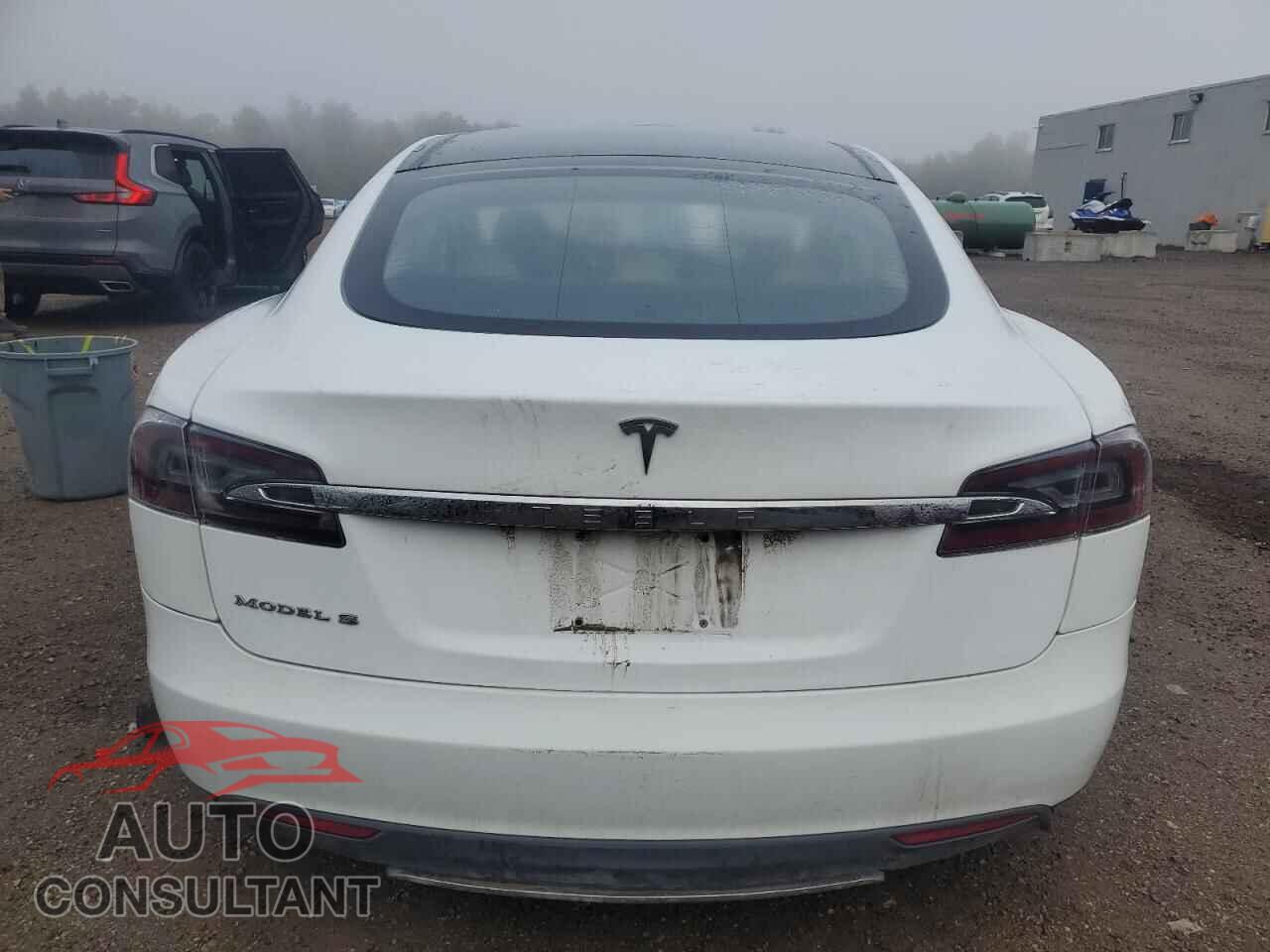 TESLA MODEL S 2013 - 5YJSA1AC0DFP10799