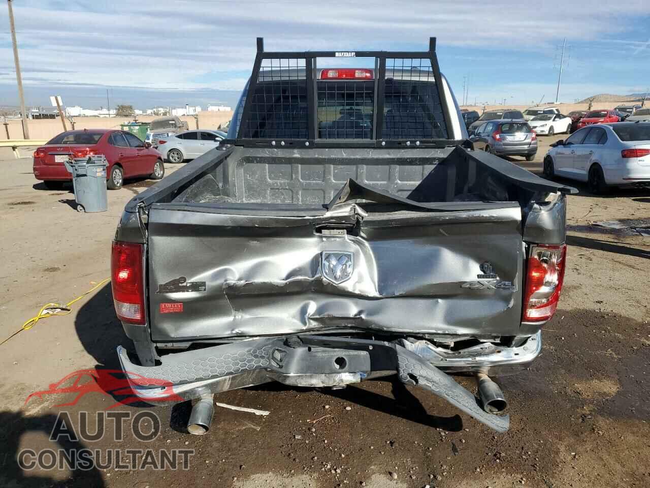 DODGE RAM 1500 2012 - 1C6RD7LT8CS322640