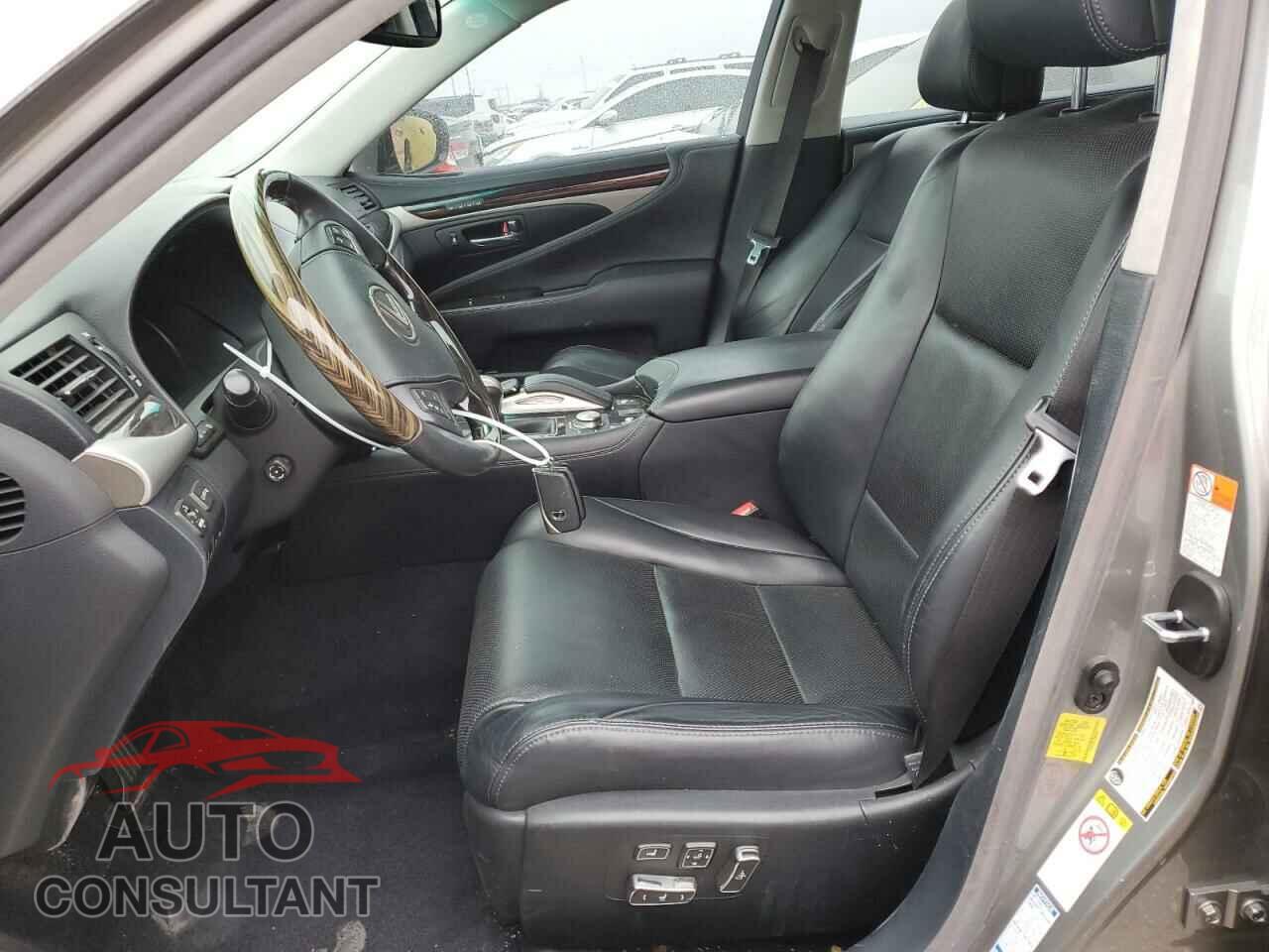 LEXUS LS460 2017 - JTHDL5EF2H5008214