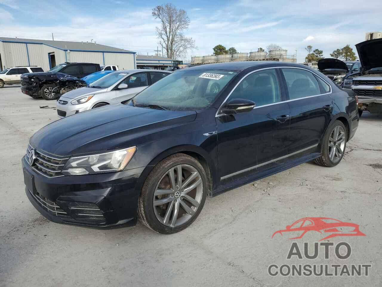 VOLKSWAGEN PASSAT 2017 - 1VWDT7A32HC048276