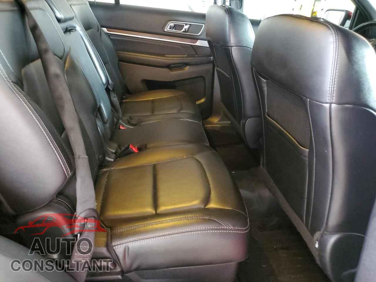 FORD EXPLORER 2017 - 1FM5K7FH8HGC65267