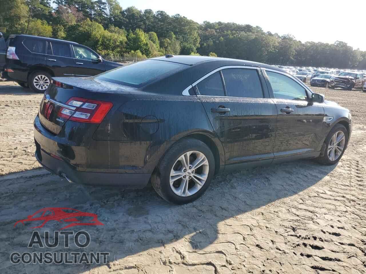 FORD TAURUS 2017 - 1FAHP2D82HG140473