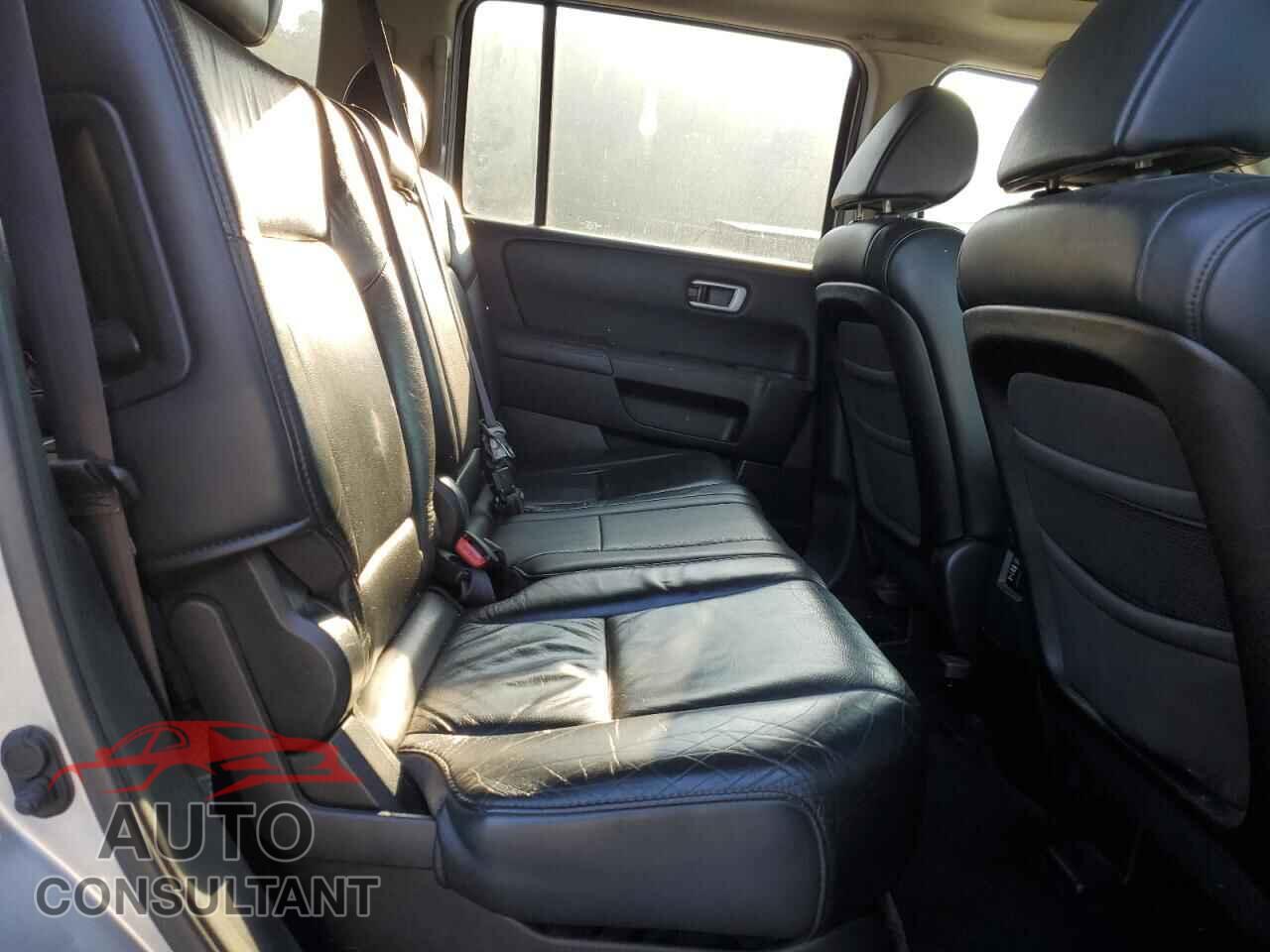 HONDA PILOT 2011 - 5FNYF4H58BB019408