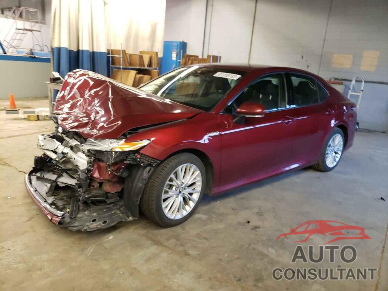 TOYOTA CAMRY 2018 - 4T1B21HK1JU504206