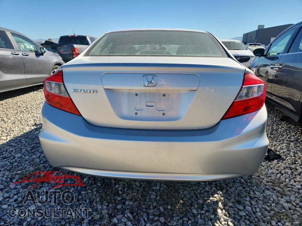 HONDA CIVIC 2012 - 2HGFB2F50CH590236