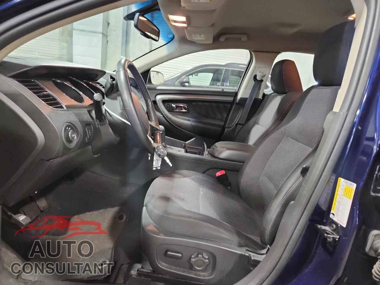 FORD TAURUS 2011 - 1FAHP2EW2BG150134