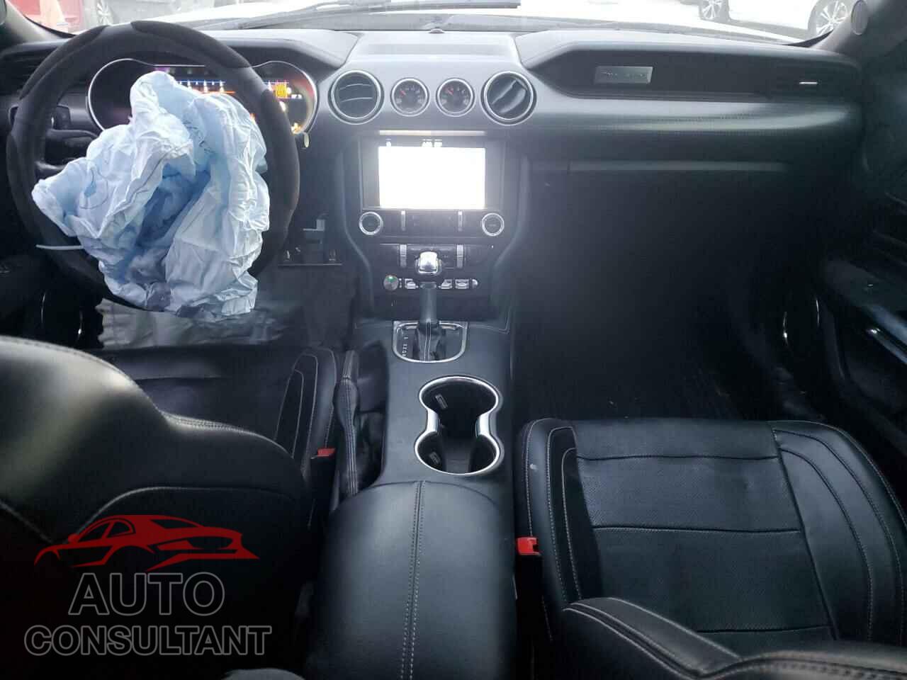 FORD MUSTANG 2019 - 1FA6P8CF3K5202590