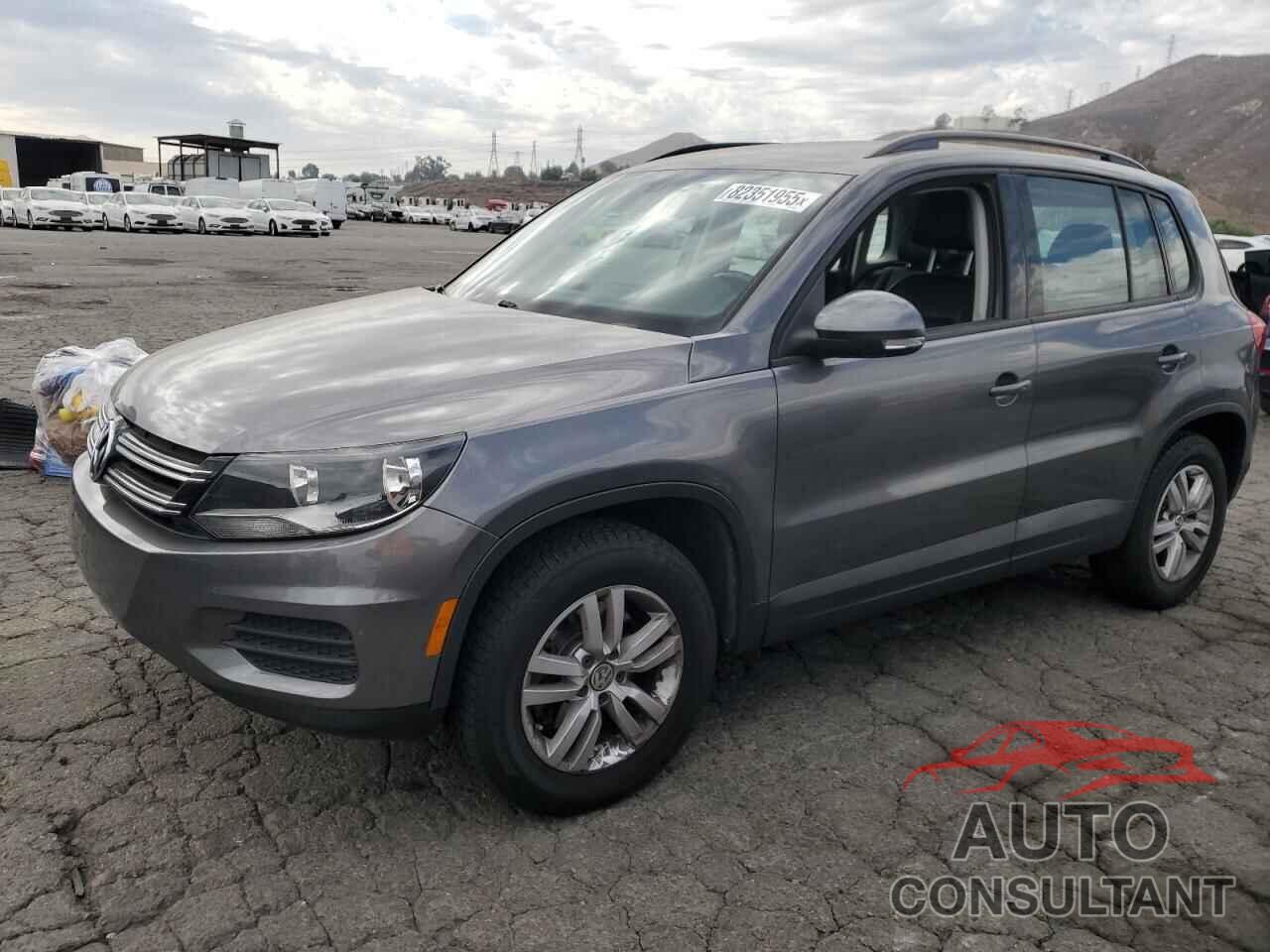 VOLKSWAGEN TIGUAN 2016 - WVGBV7AXXGW514598