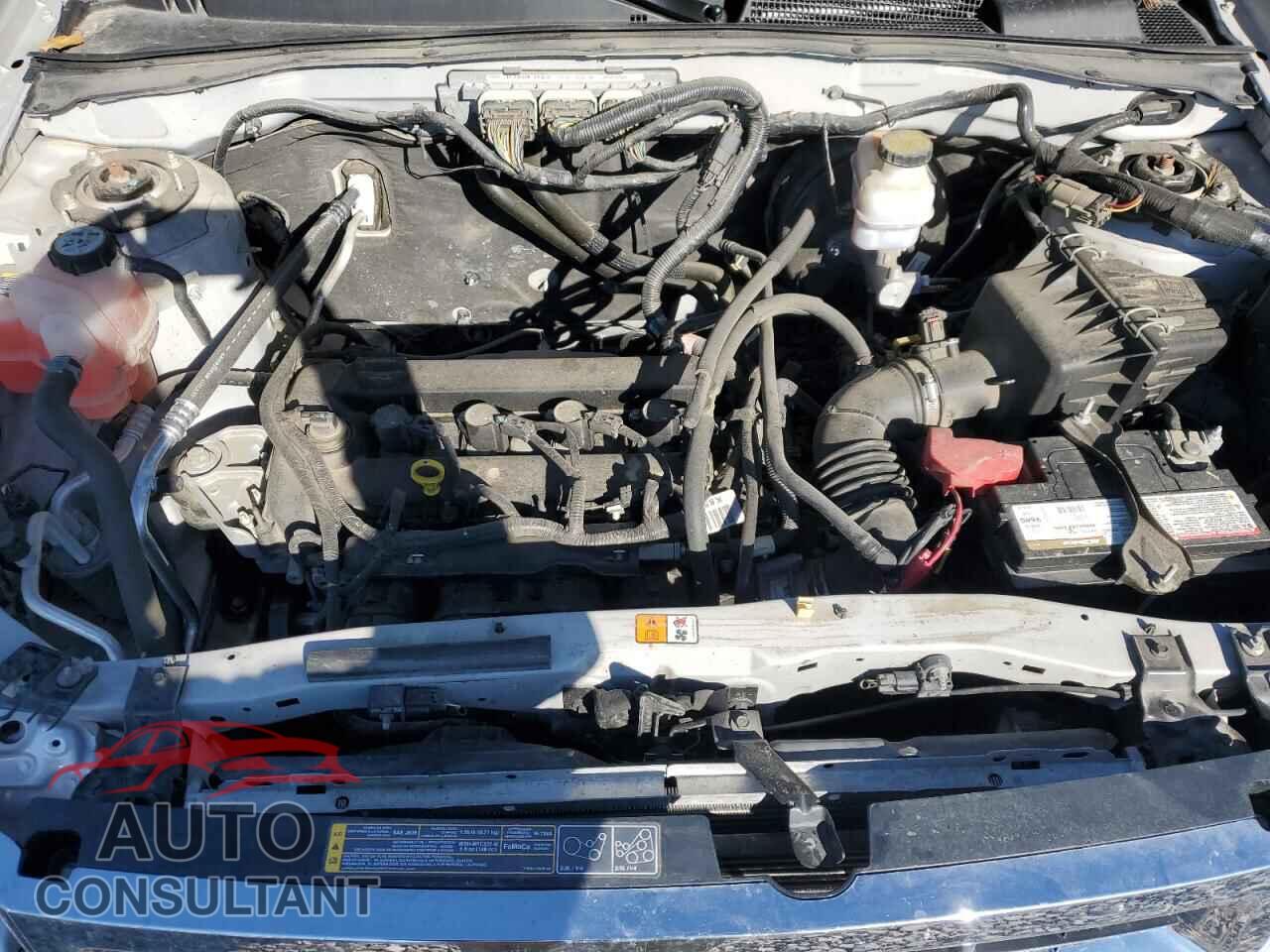 FORD ESCAPE 2012 - 1FMCU9D79CKA28011