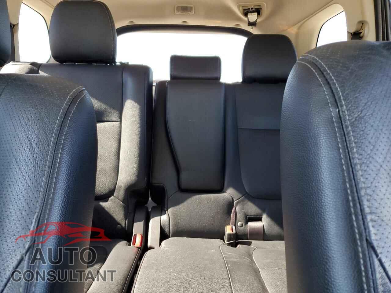 MITSUBISHI OUTLANDER 2017 - JA4AD3A30HZ001086