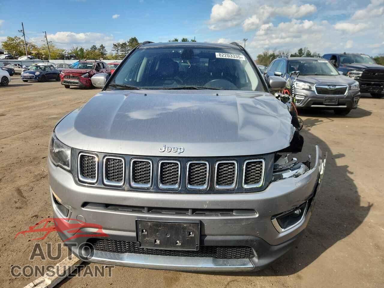 JEEP COMPASS 2018 - 3C4NJDCB8JT104604