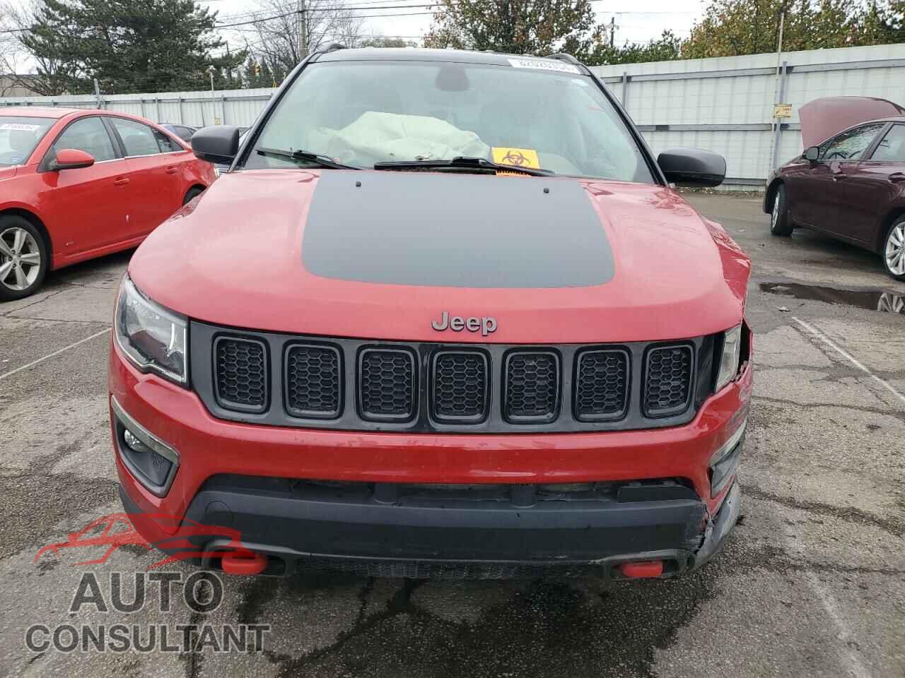 JEEP COMPASS 2018 - 3C4NJDDB3JT366576