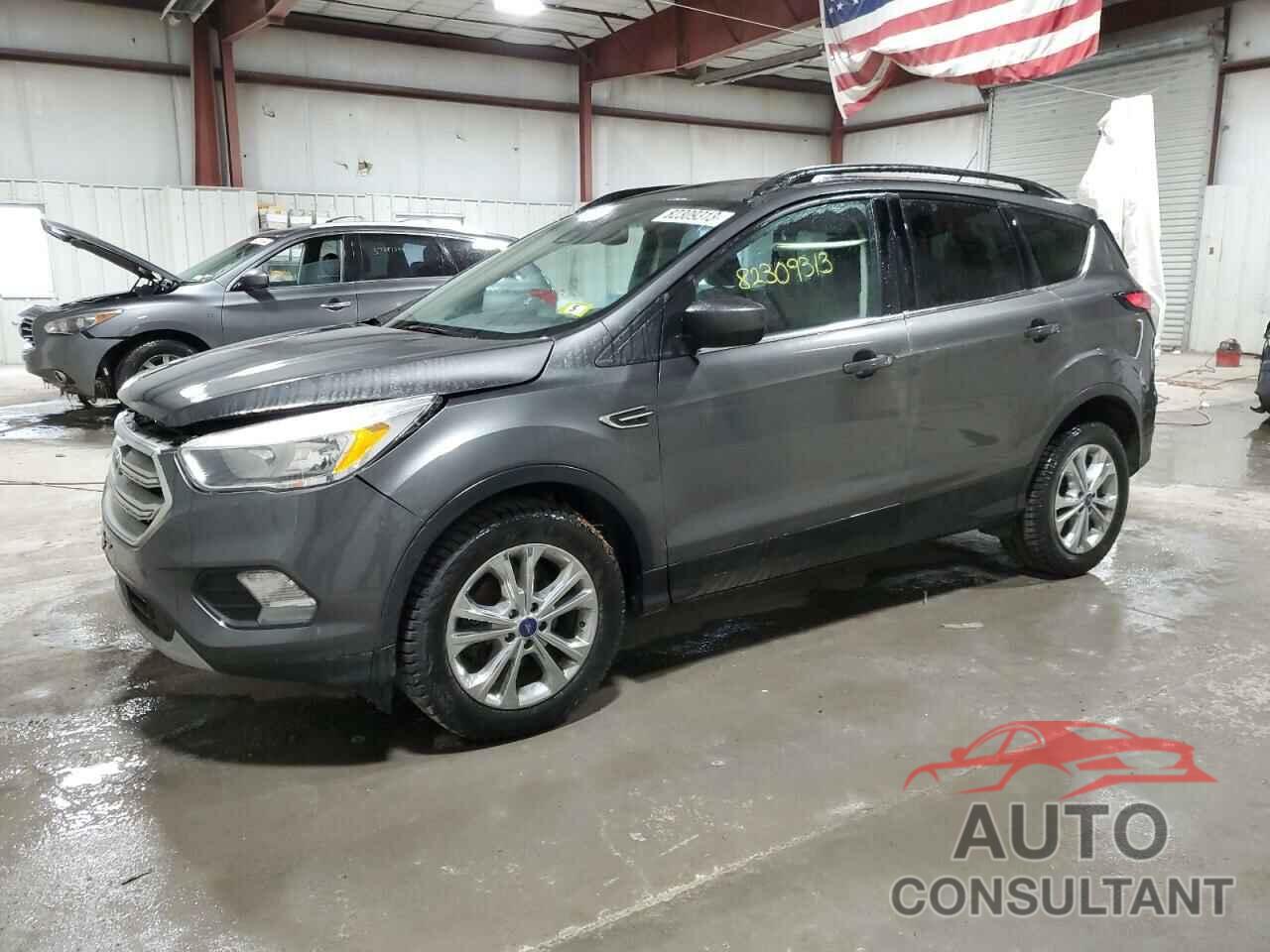 FORD ESCAPE 2018 - 1FMCU0GD7JUB00192