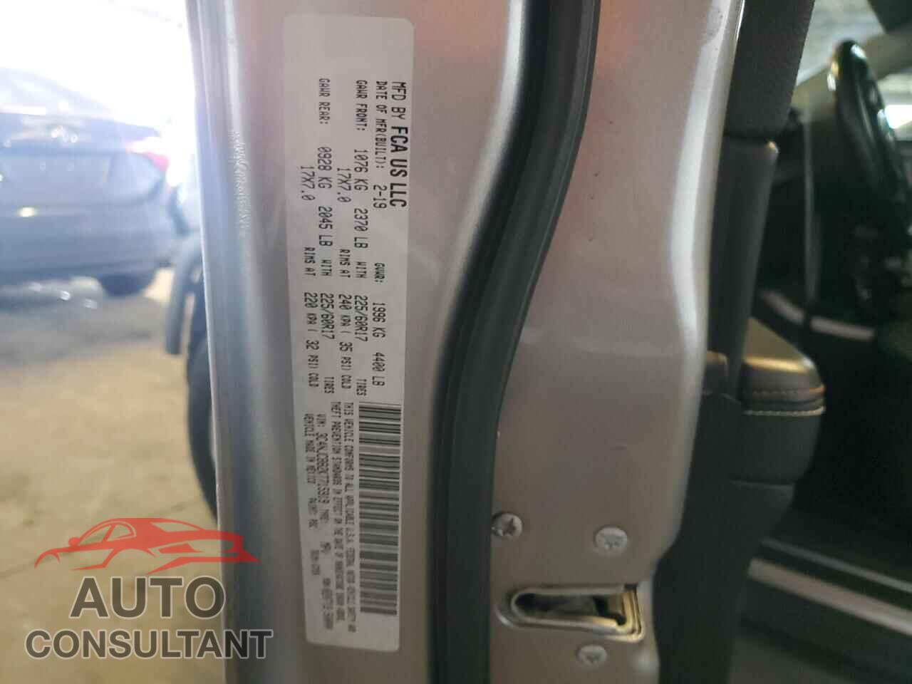 JEEP COMPASS 2019 - 3C4NJCBB2KT715919