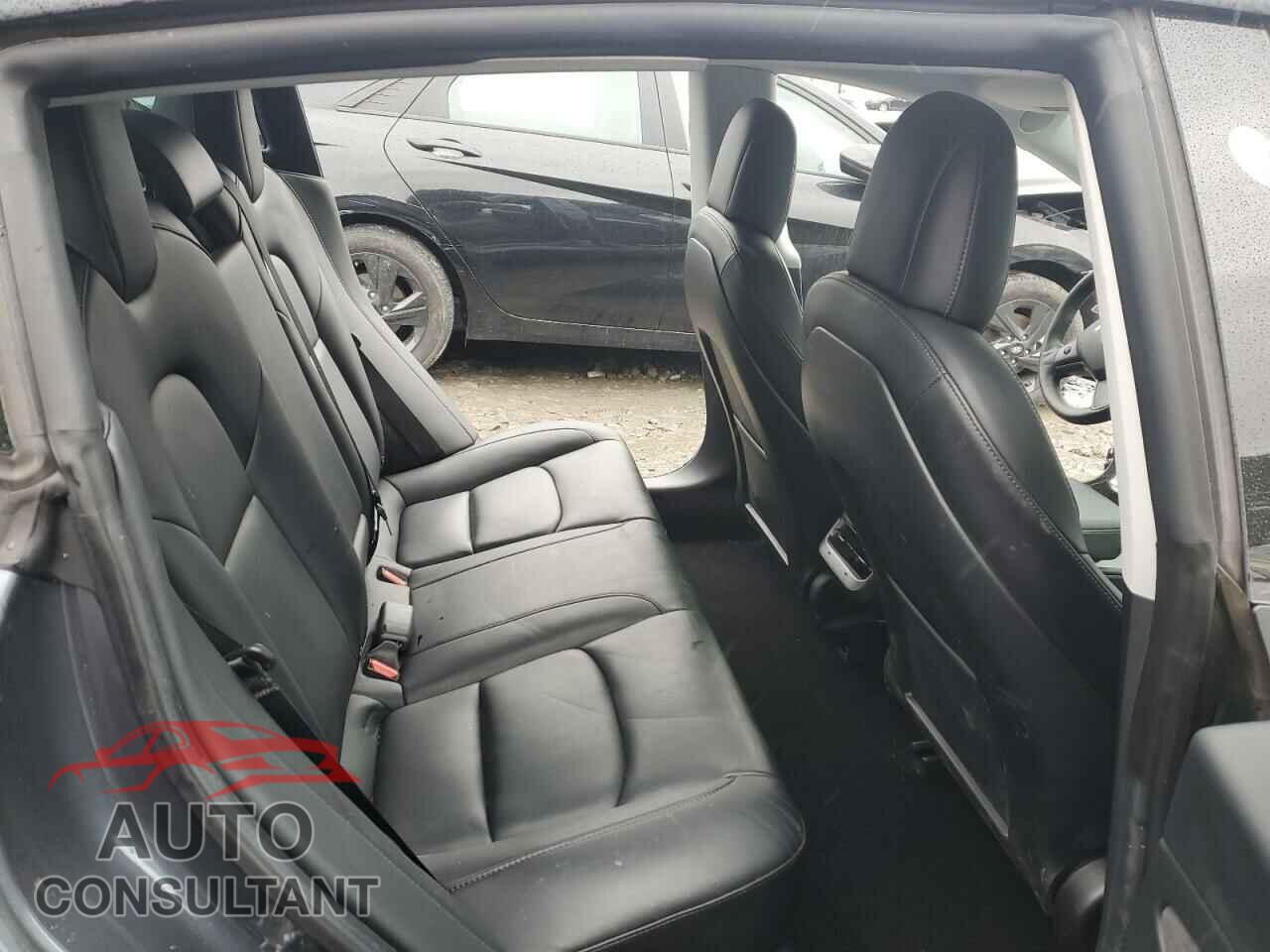 TESLA MODEL 3 2022 - 5YJ3E1EB9NF166797