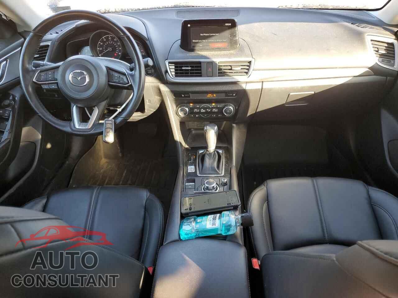 MAZDA 3 2018 - 3MZBN1V3XJM190887