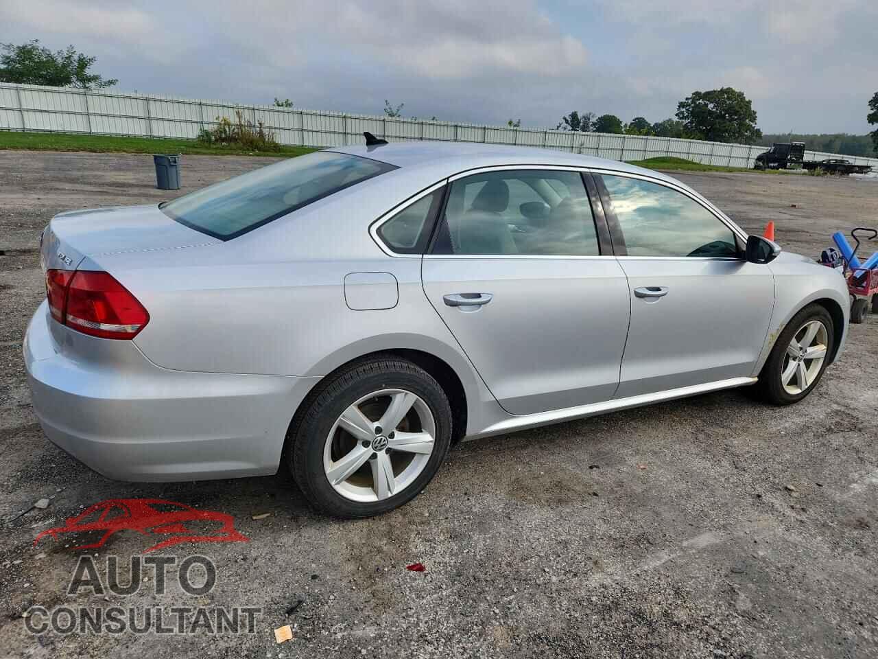 VOLKSWAGEN PASSAT 2012 - 1VWBN7A35CC018778
