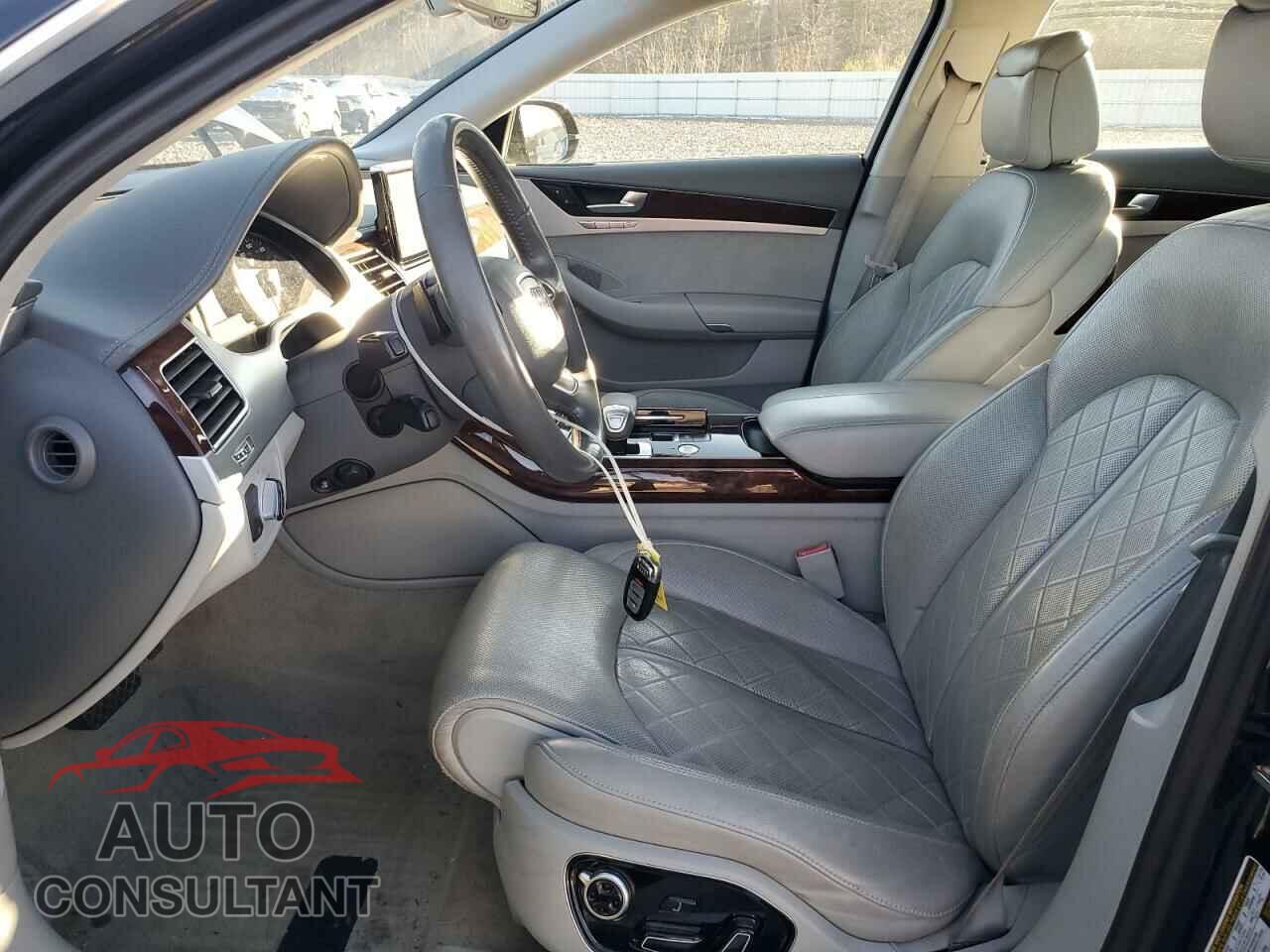 AUDI A8 2011 - WAUAVAFD8BN025155