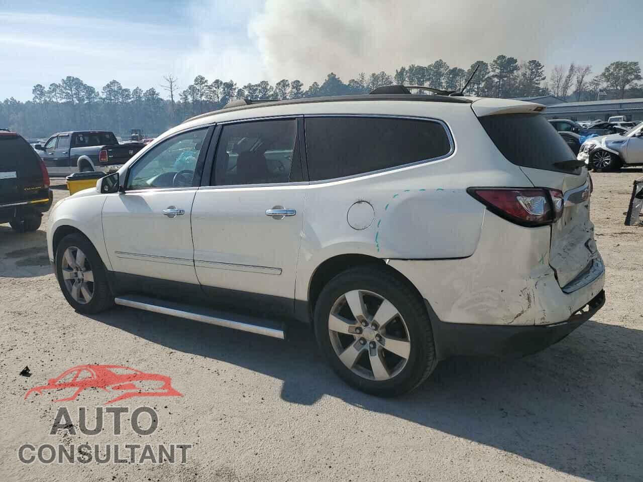 CHEVROLET TRAVERSE 2015 - 1GNKRJKD7FJ209220