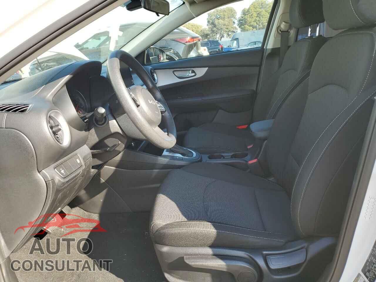 KIA FORTE 2023 - 3KPF24AD6PE565643
