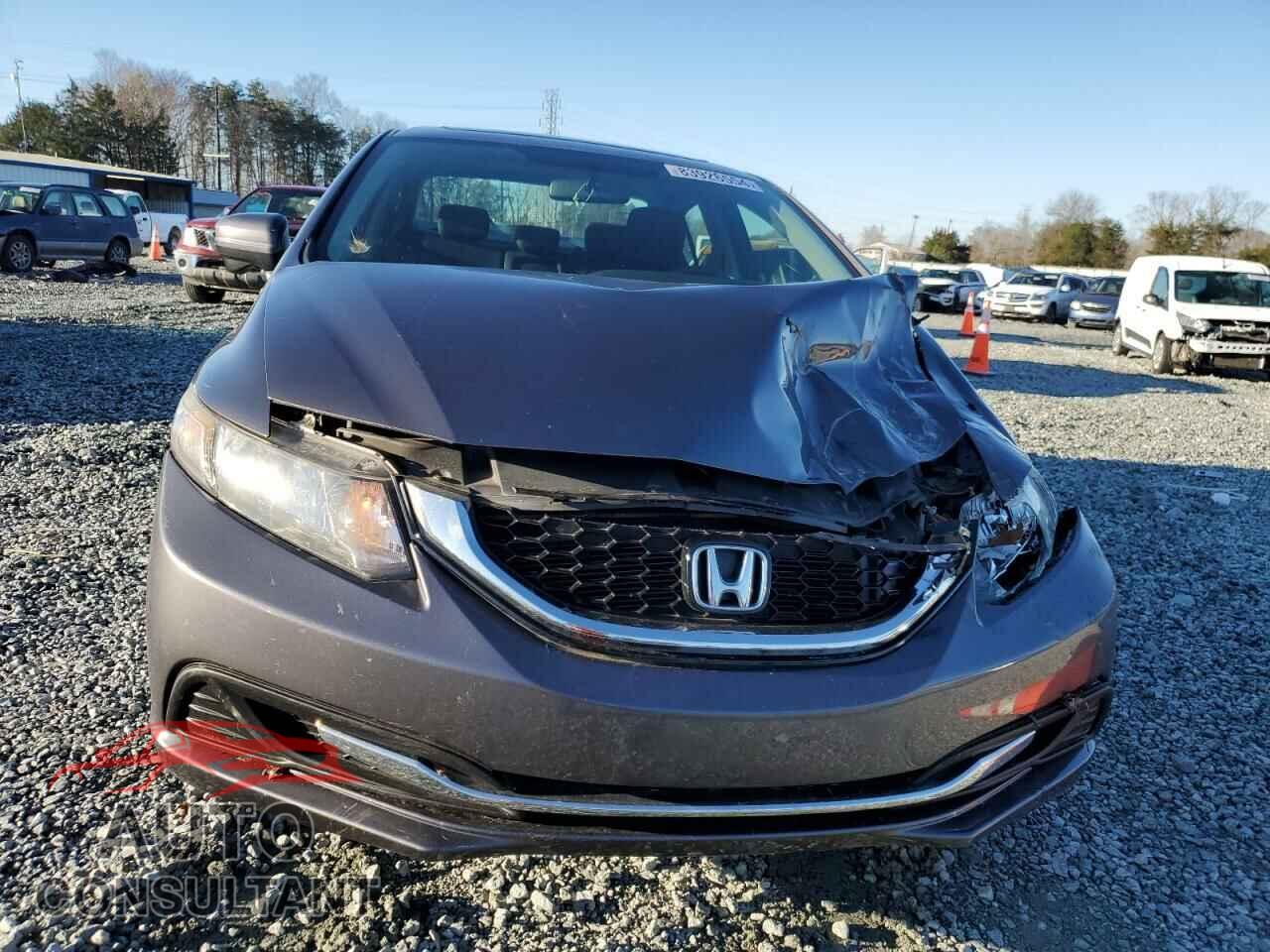HONDA CIVIC 2015 - 2HGFB2F83FH557925