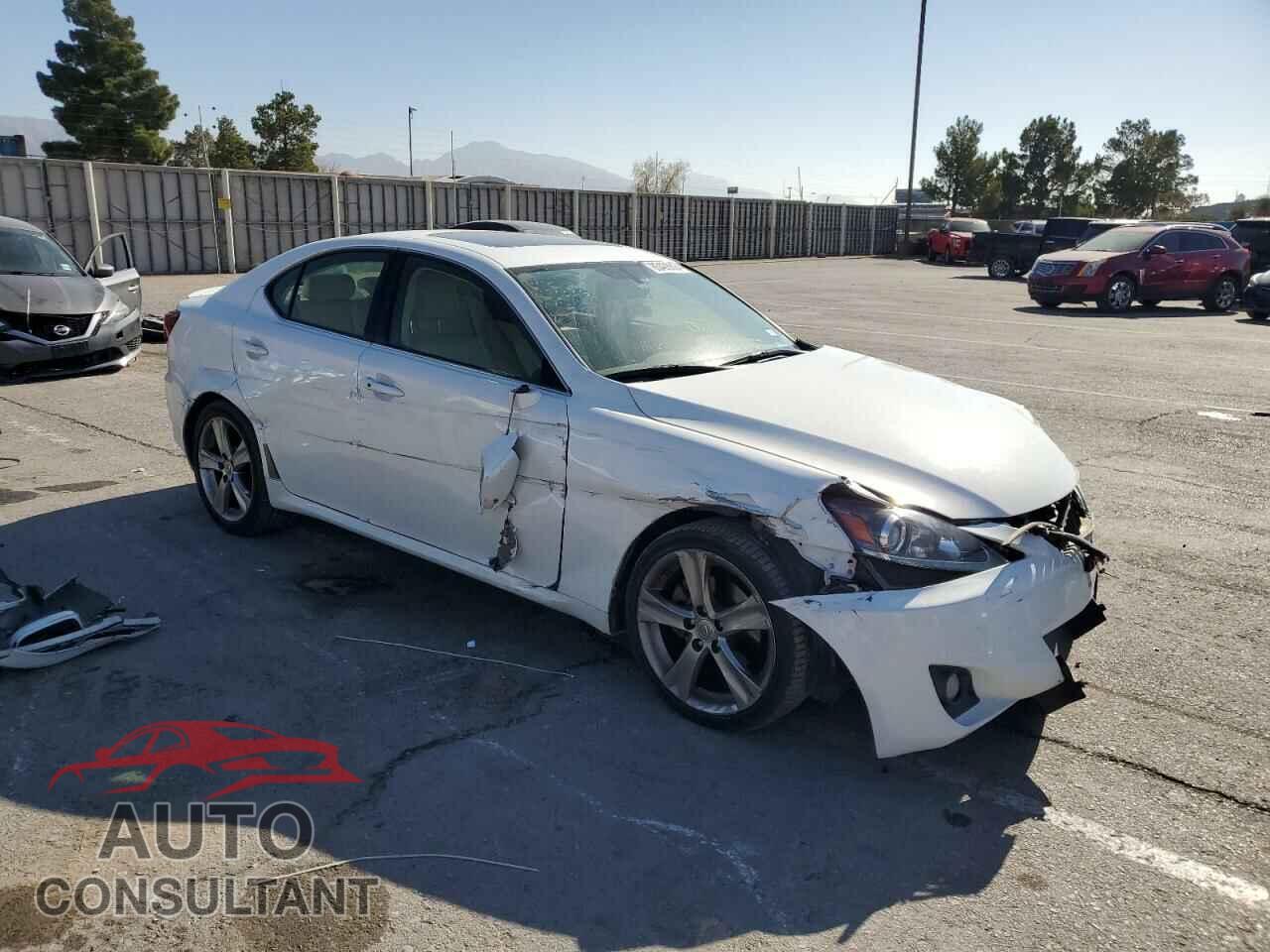 LEXUS IS 2011 - JTHBF5C21B5147580