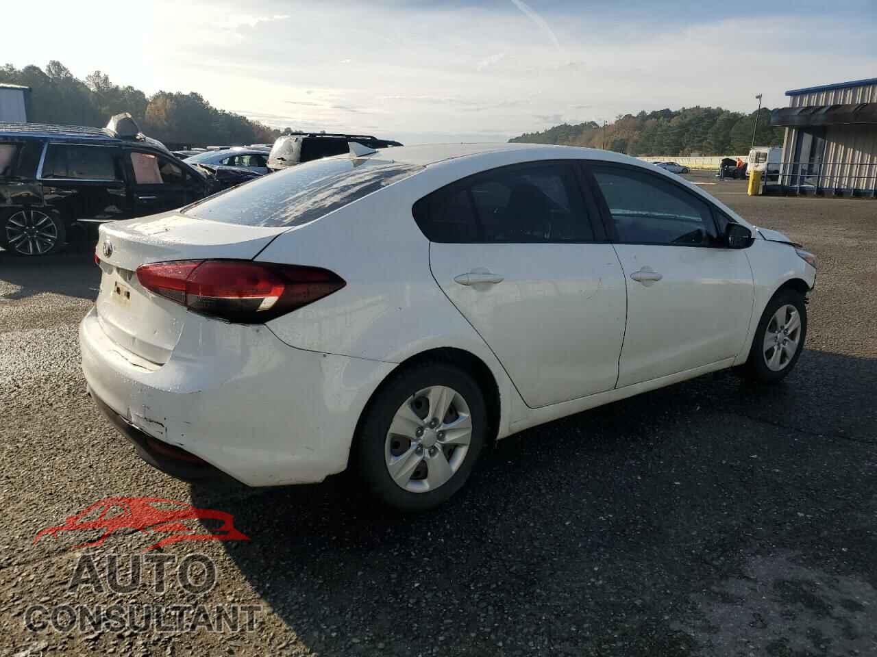 KIA FORTE 2017 - 3KPFK4A71HE082556