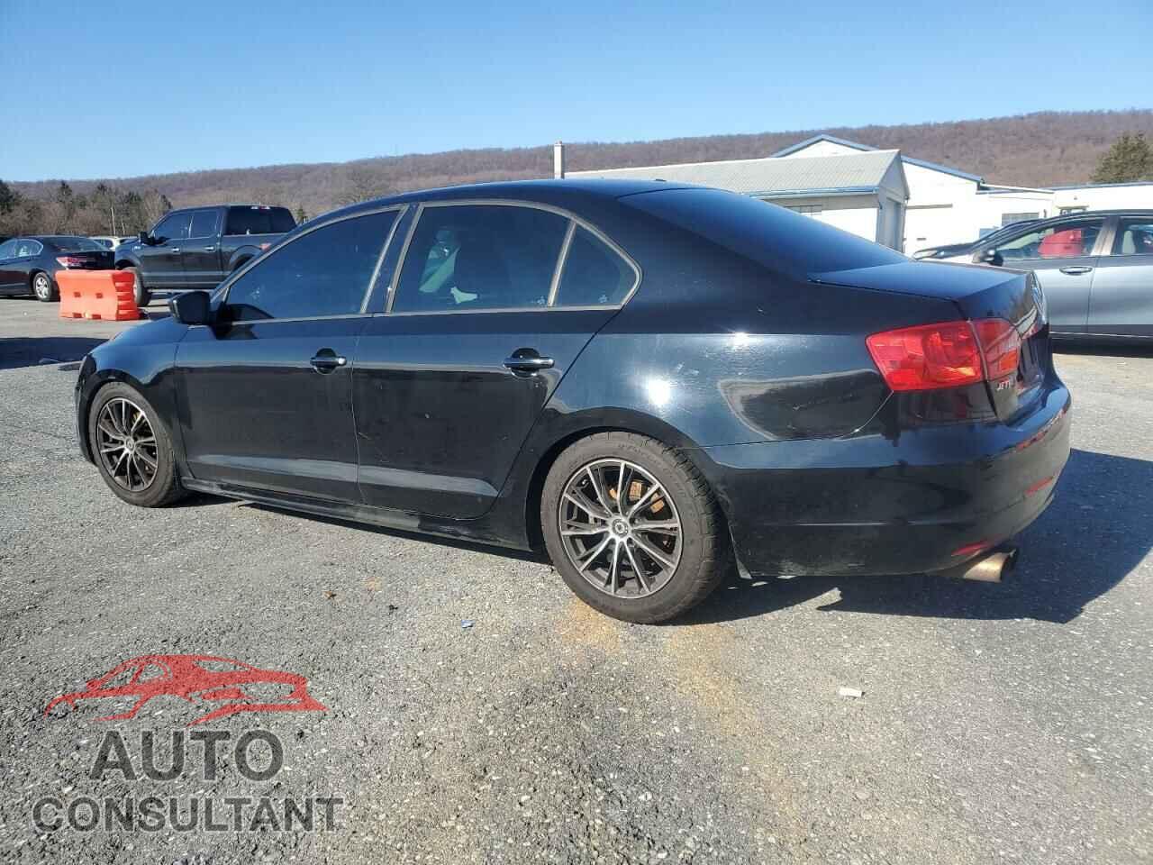 VOLKSWAGEN JETTA 2013 - 3VW1K7AJ4DM254602