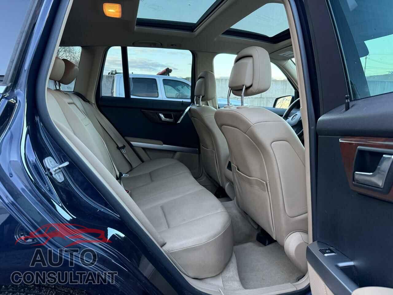 MERCEDES-BENZ GLK-CLASS 2011 - WDCGG8HB1BF562739