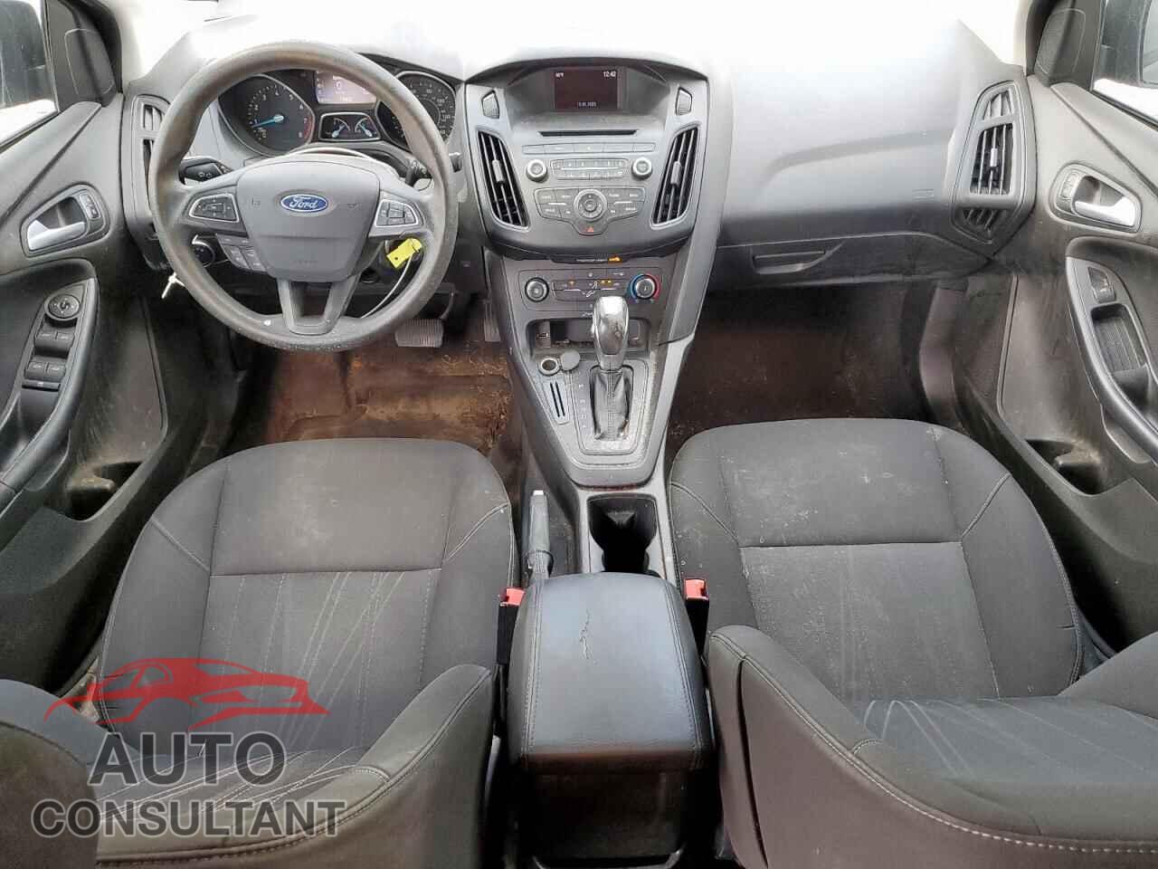 FORD FOCUS 2016 - 1FADP3F21GL225162