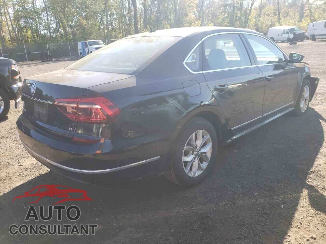 VOLKSWAGEN PASSAT 2017 - 1VWAT7A30HC012122