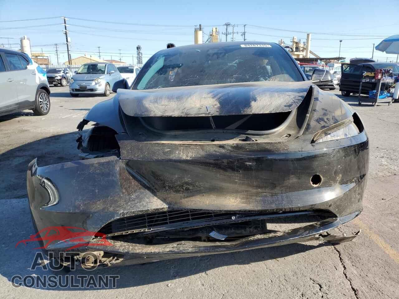 TESLA MODEL 3 2024 - 5YJ3E1EA4RF846930