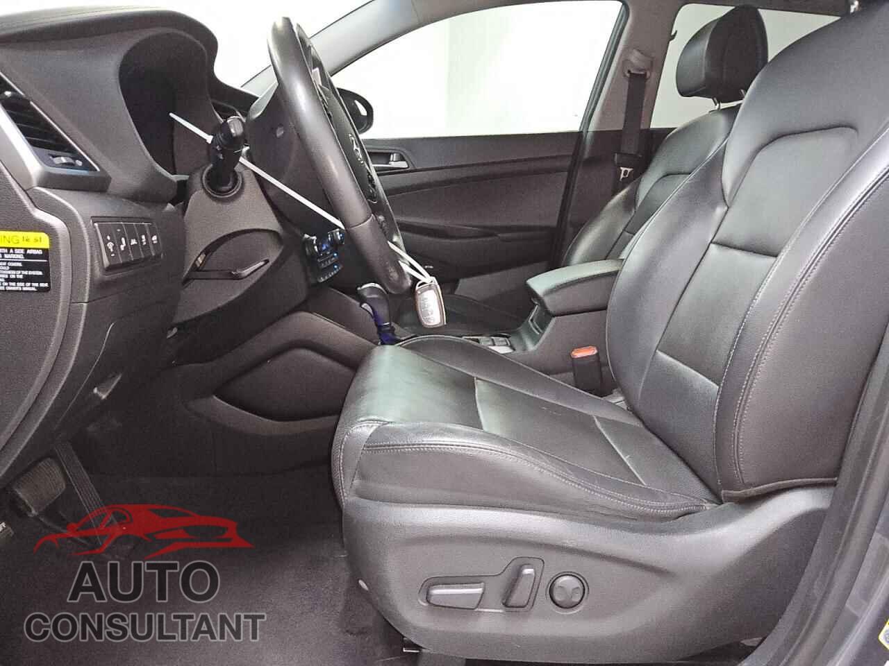HYUNDAI TUCSON 2018 - KM8J3CA2XJU676457