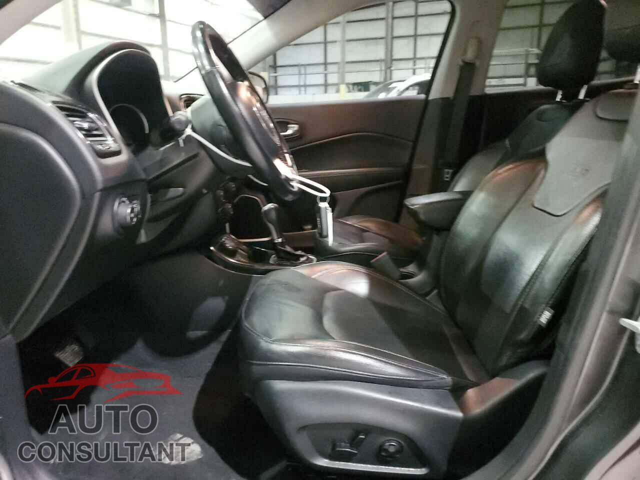 JEEP COMPASS 2020 - 3C4NJDCB1LT145143