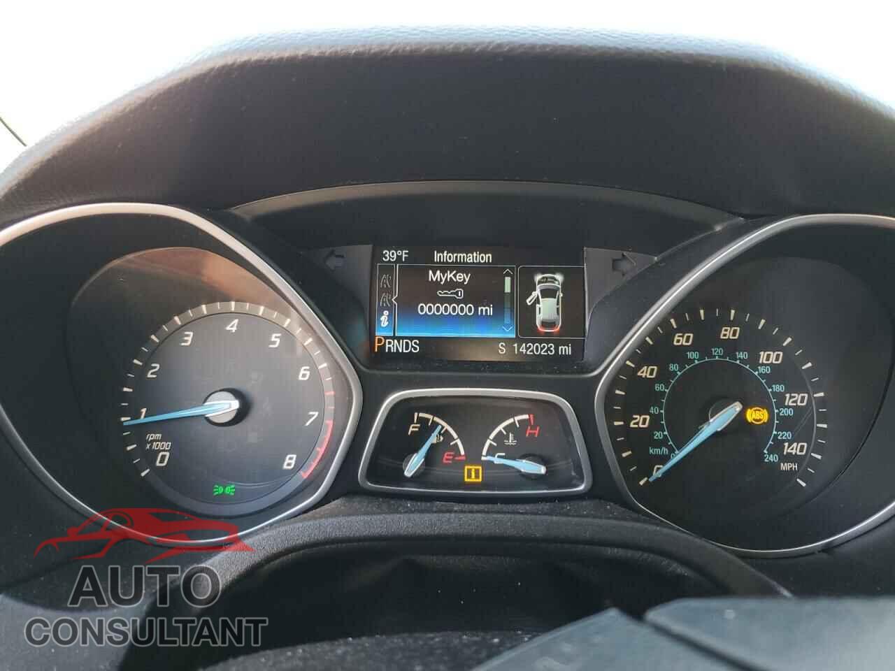 FORD FOCUS 2014 - 1FADP3N2XEL263357