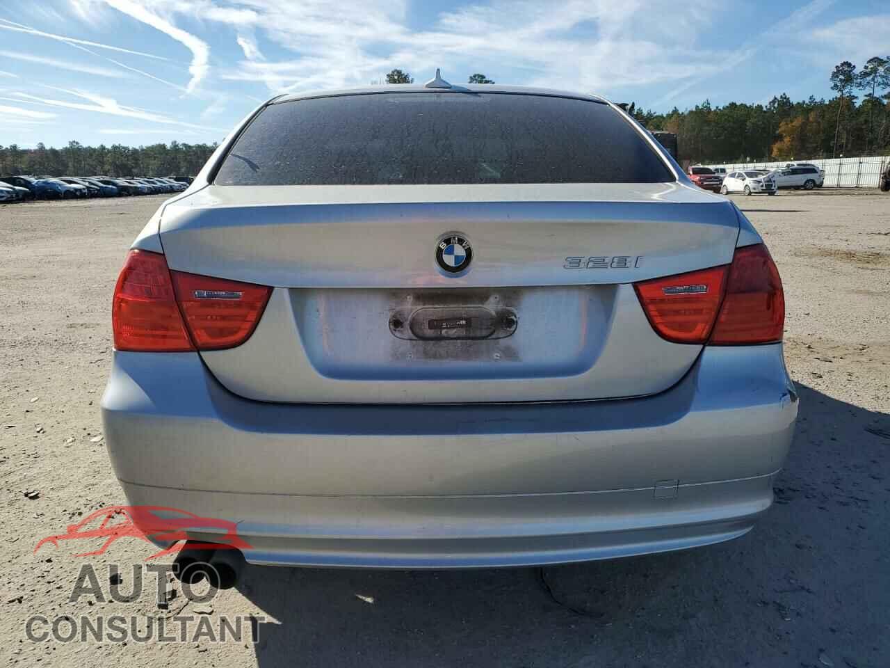 BMW 3 SERIES 2011 - WBAPH7C50BE851855