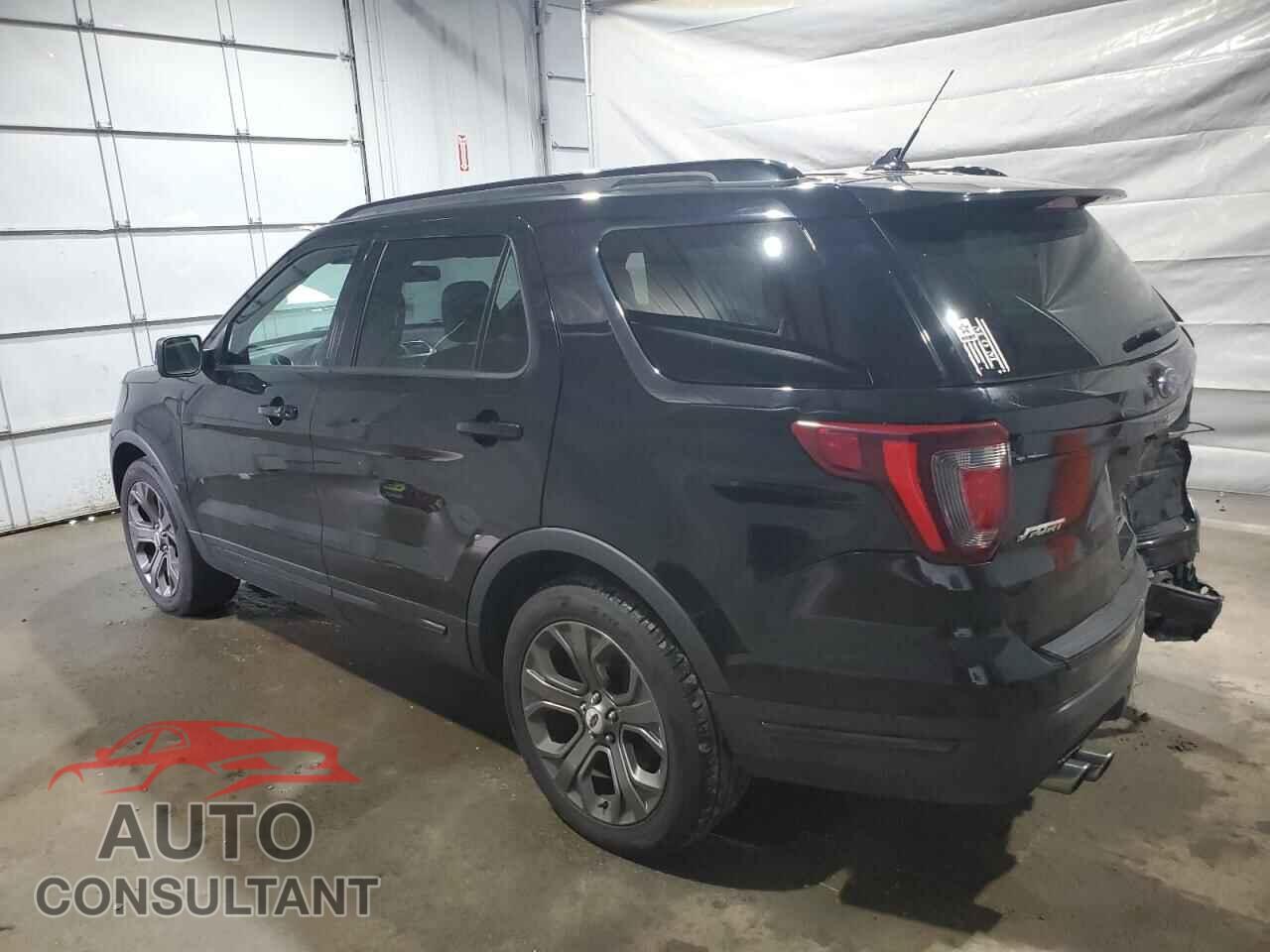 FORD EXPLORER 2018 - 1FM5K8GTXJGB82583