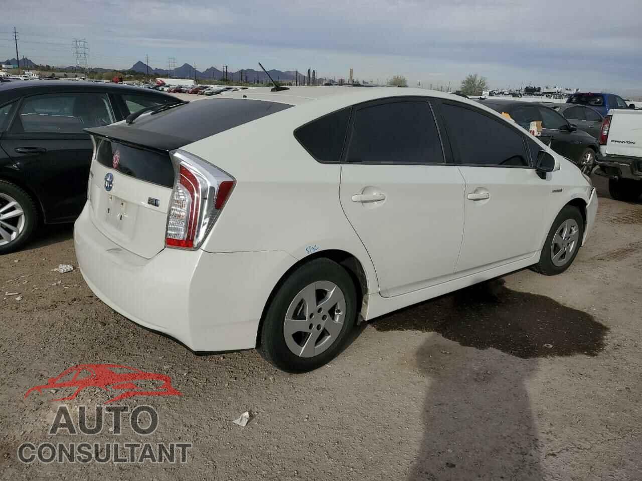 TOYOTA PRIUS 2015 - JTDKN3DU2F0481919