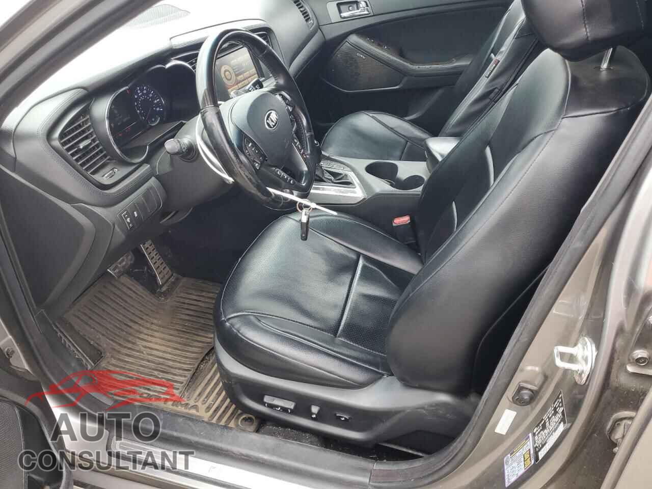 KIA OPTIMA 2013 - 5XXGR4A61DG090813
