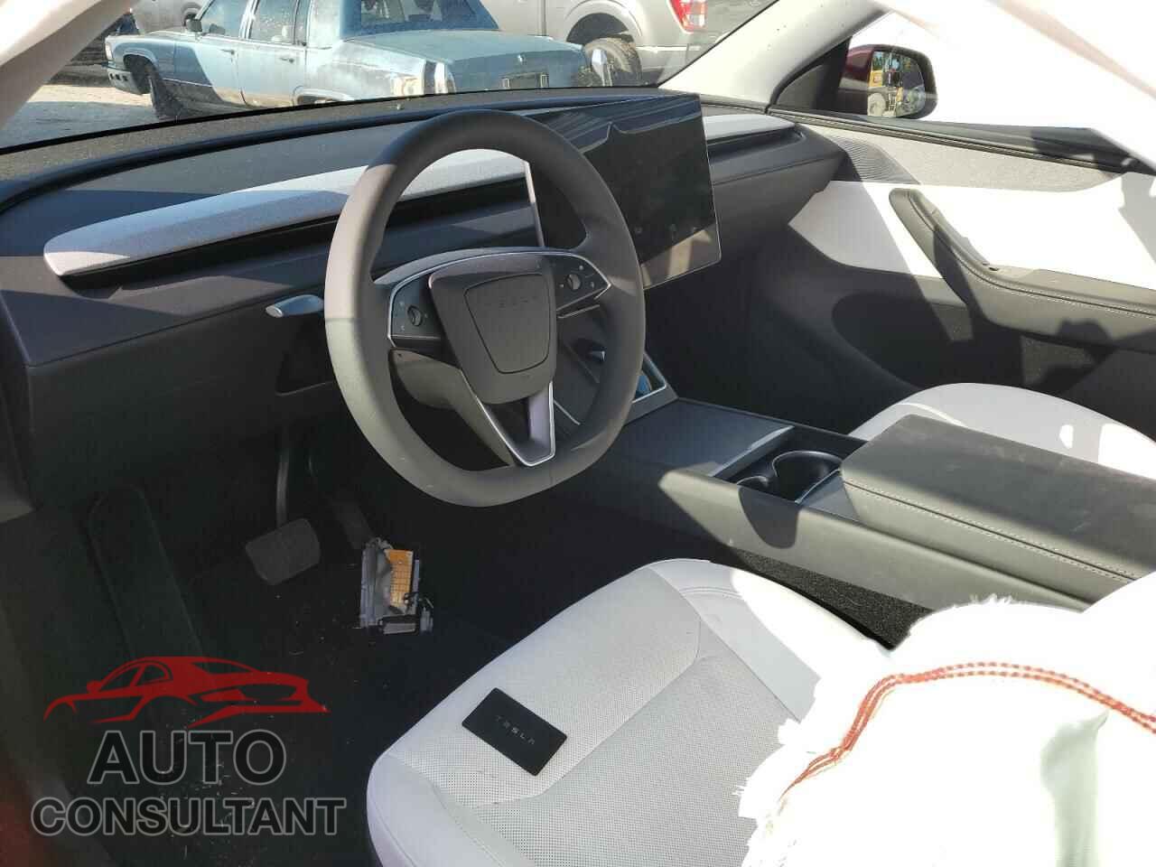 TESLA MODEL Y 2026 - 7SAYGDED2TA446870