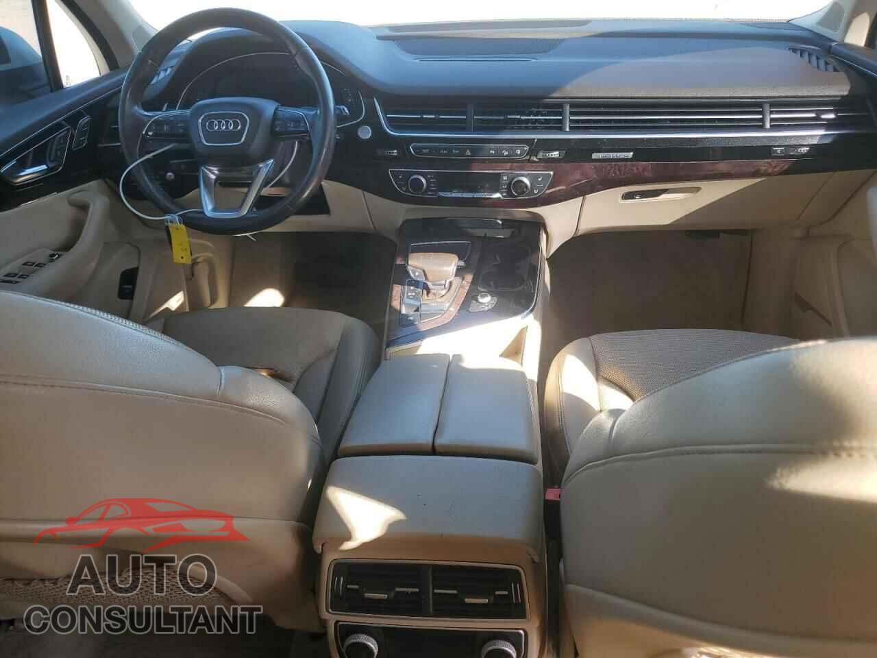 AUDI Q7 2017 - WA1VAAF72HD035277