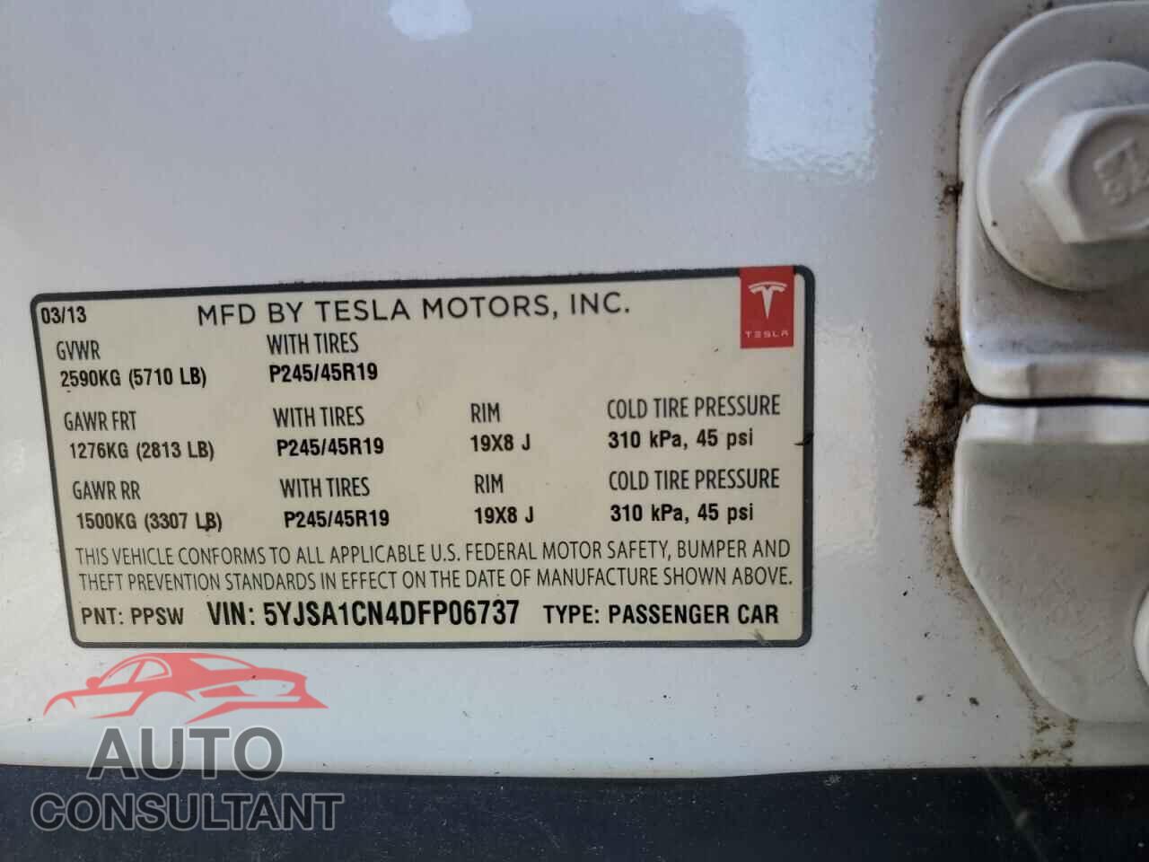 TESLA MODEL S 2013 - 5YJSA1CN4DFP06737