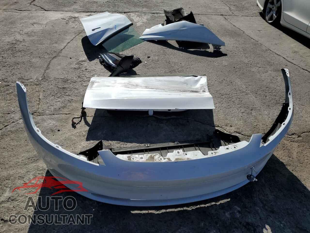 TESLA MODEL 3 2025 - 5YJ3E1EA3SF893954