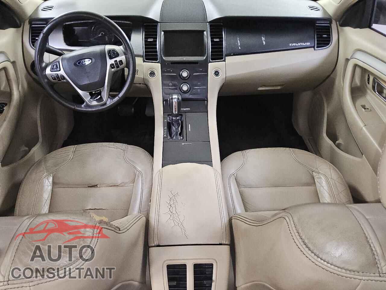 FORD TAURUS 2015 - 1FAHP2E86FG105673