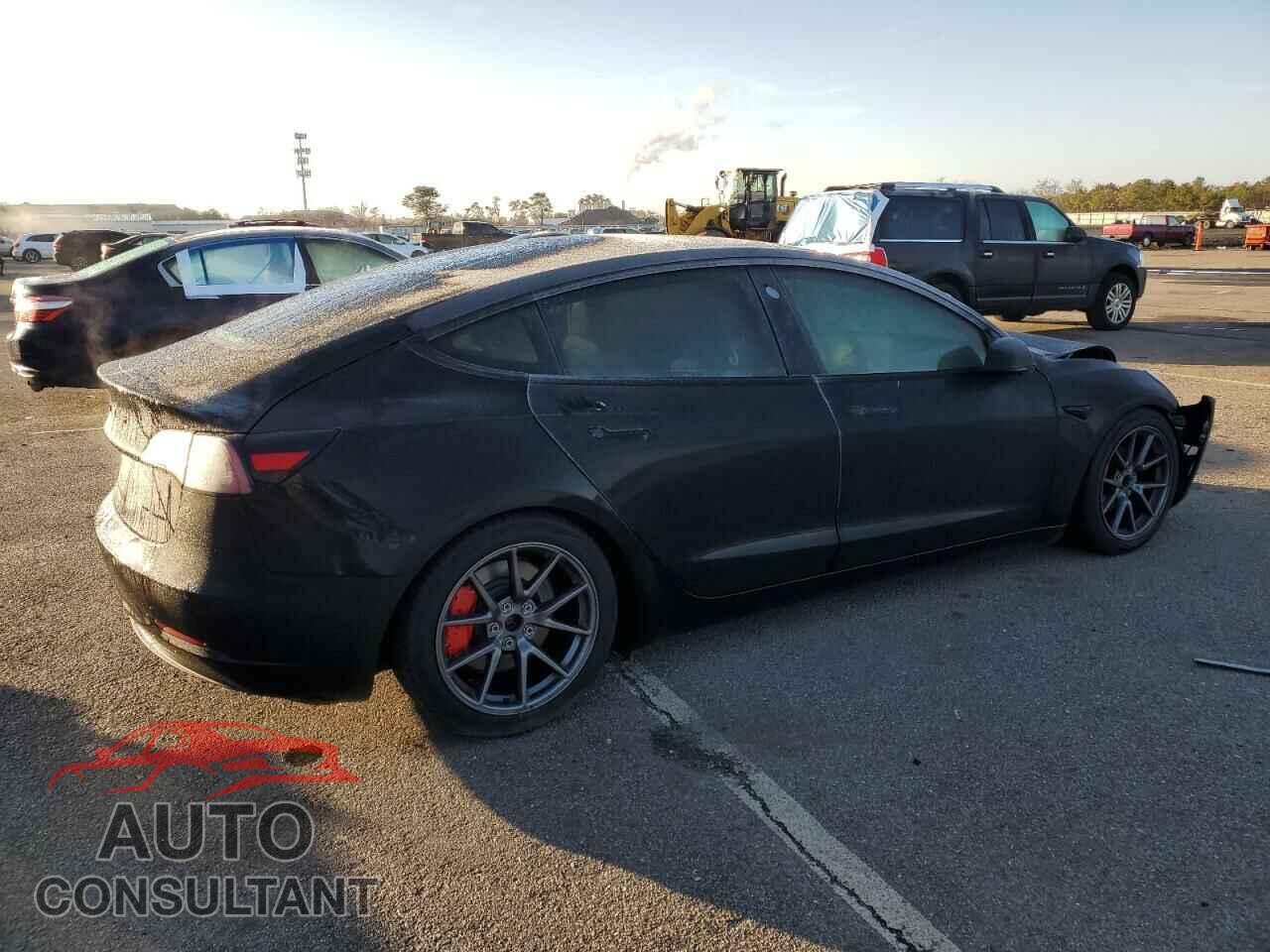TESLA MODEL 3 2021 - 5YJ3E1EB4MF903175