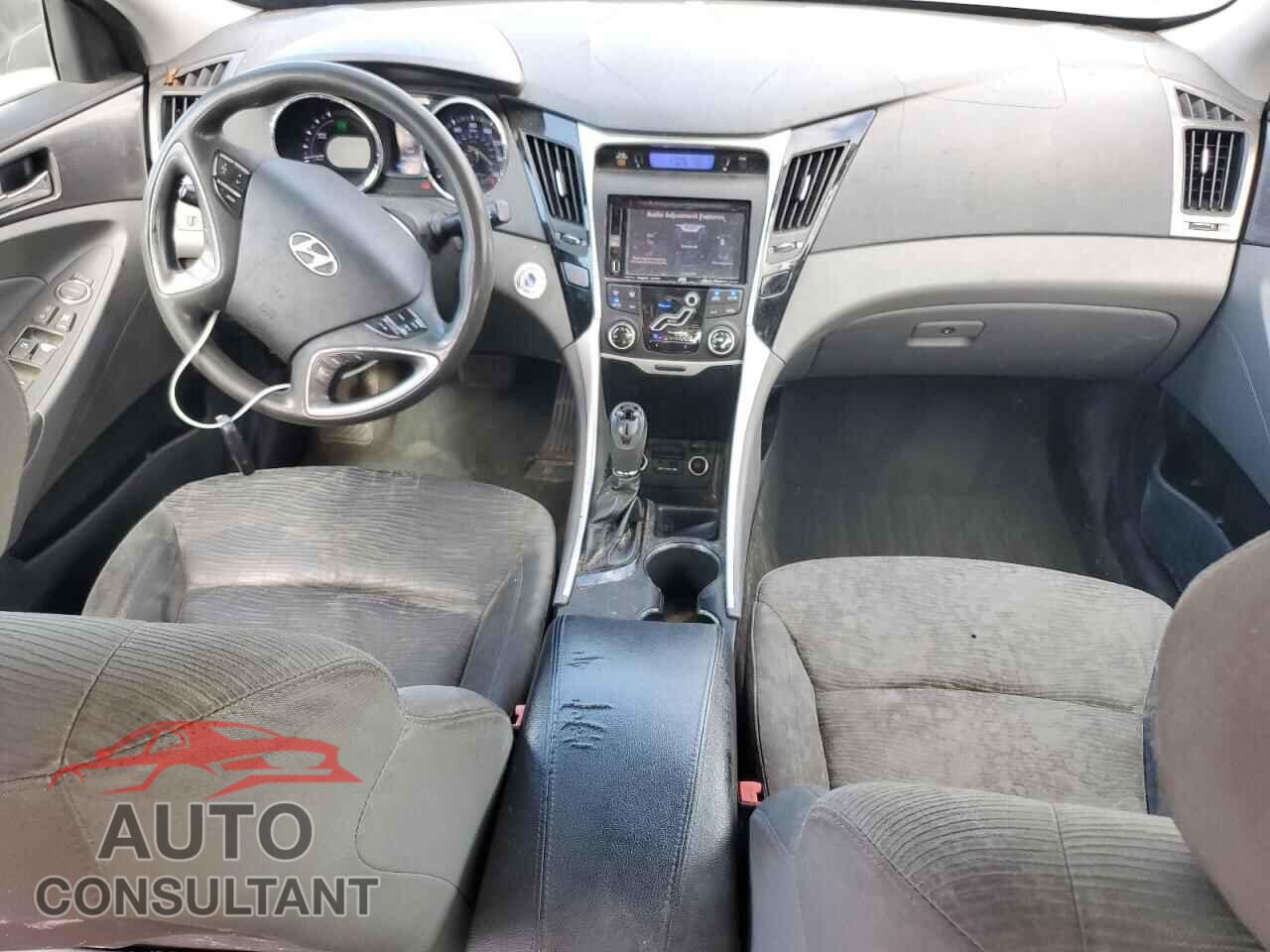 HYUNDAI SONATA 2012 - KMHEC4A4XCA045978