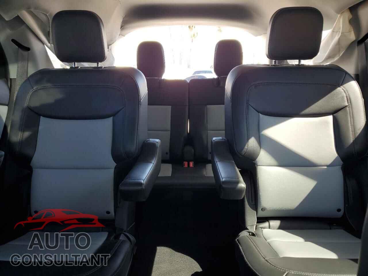 FORD EXPLORER 2023 - 1FMSK7DH6PGA47607
