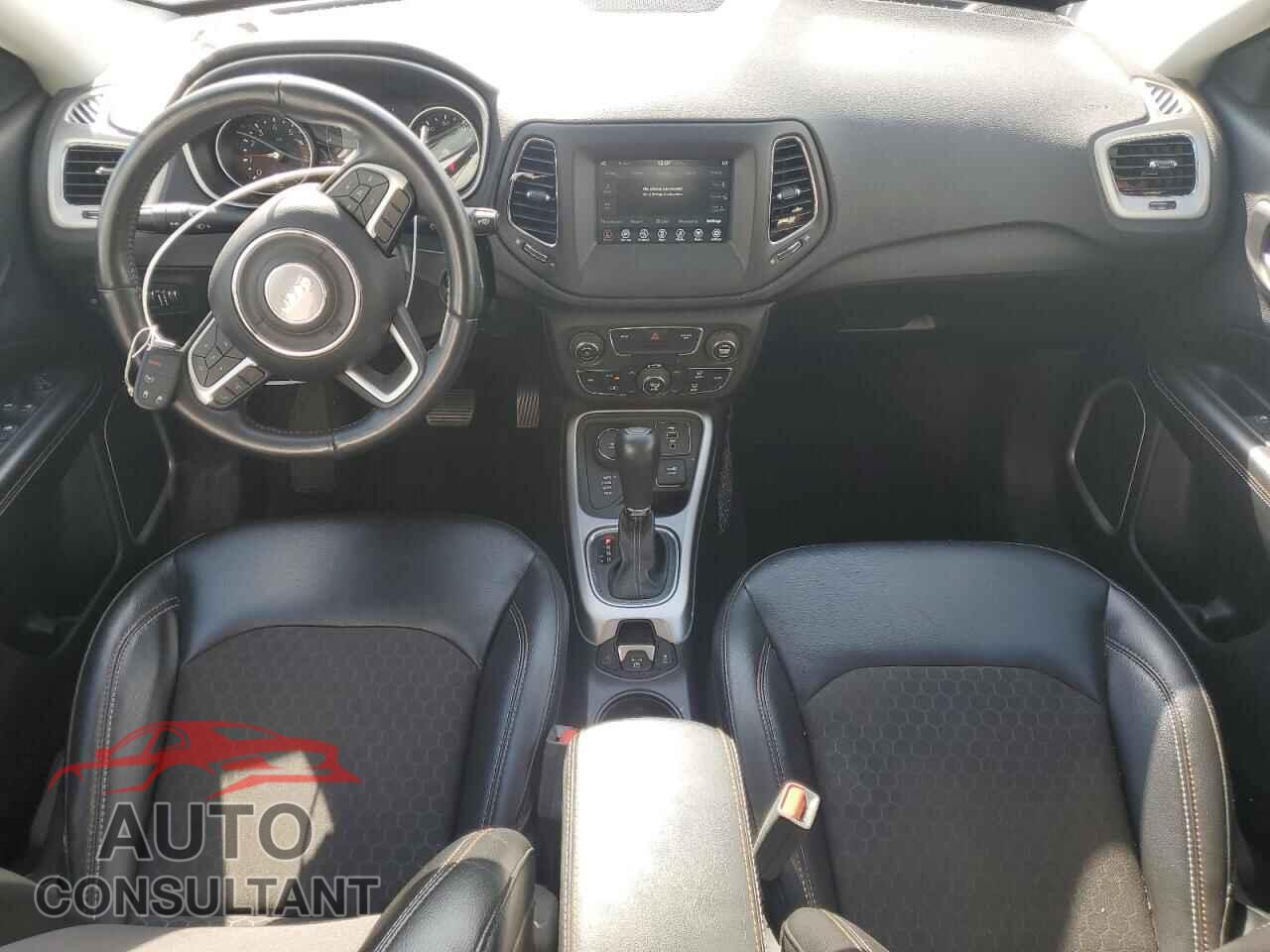 JEEP COMPASS 2020 - 3C4NJDBB1LT105128